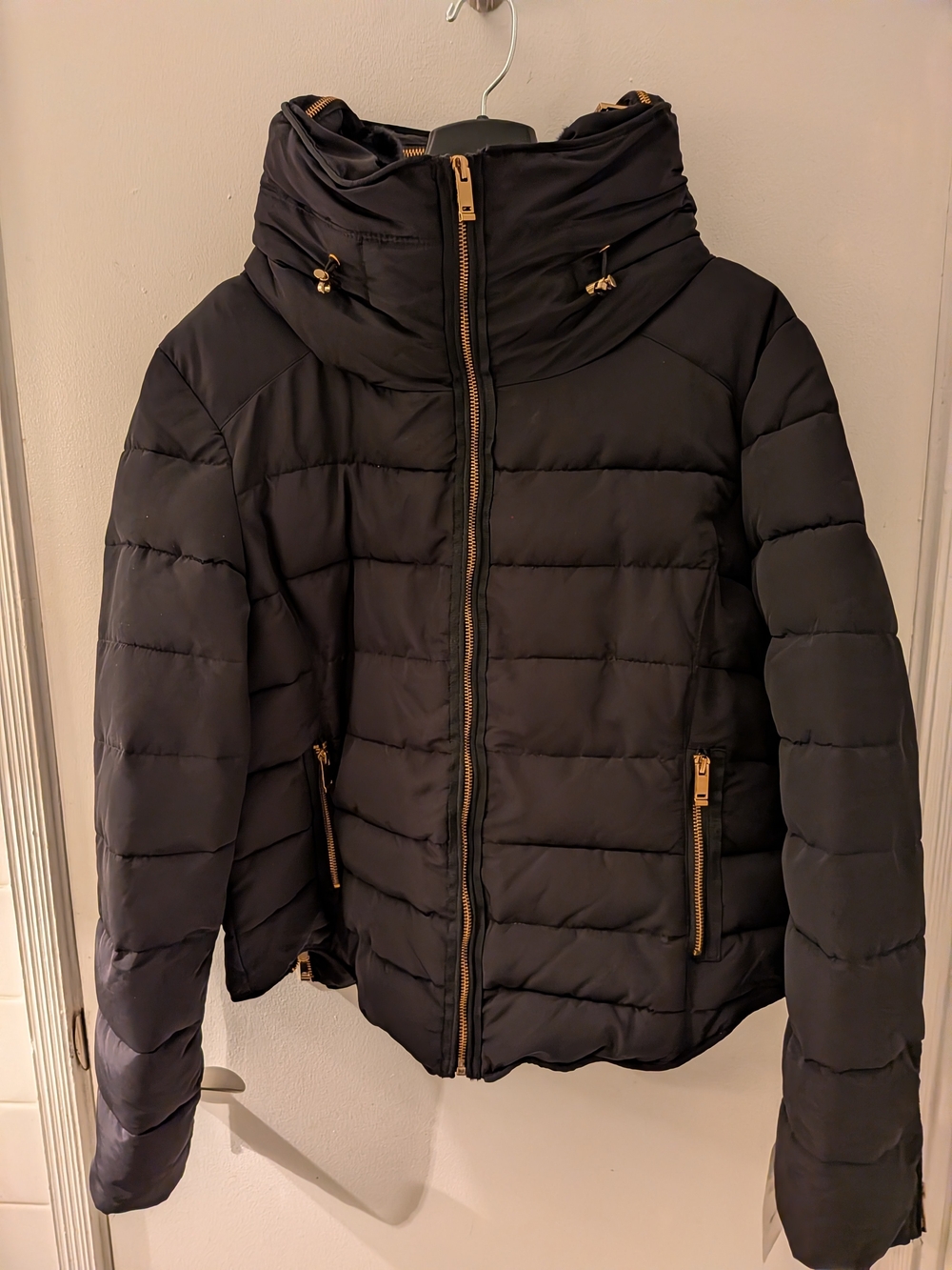 Womens Black Quilted Puffer Jacket with Hood